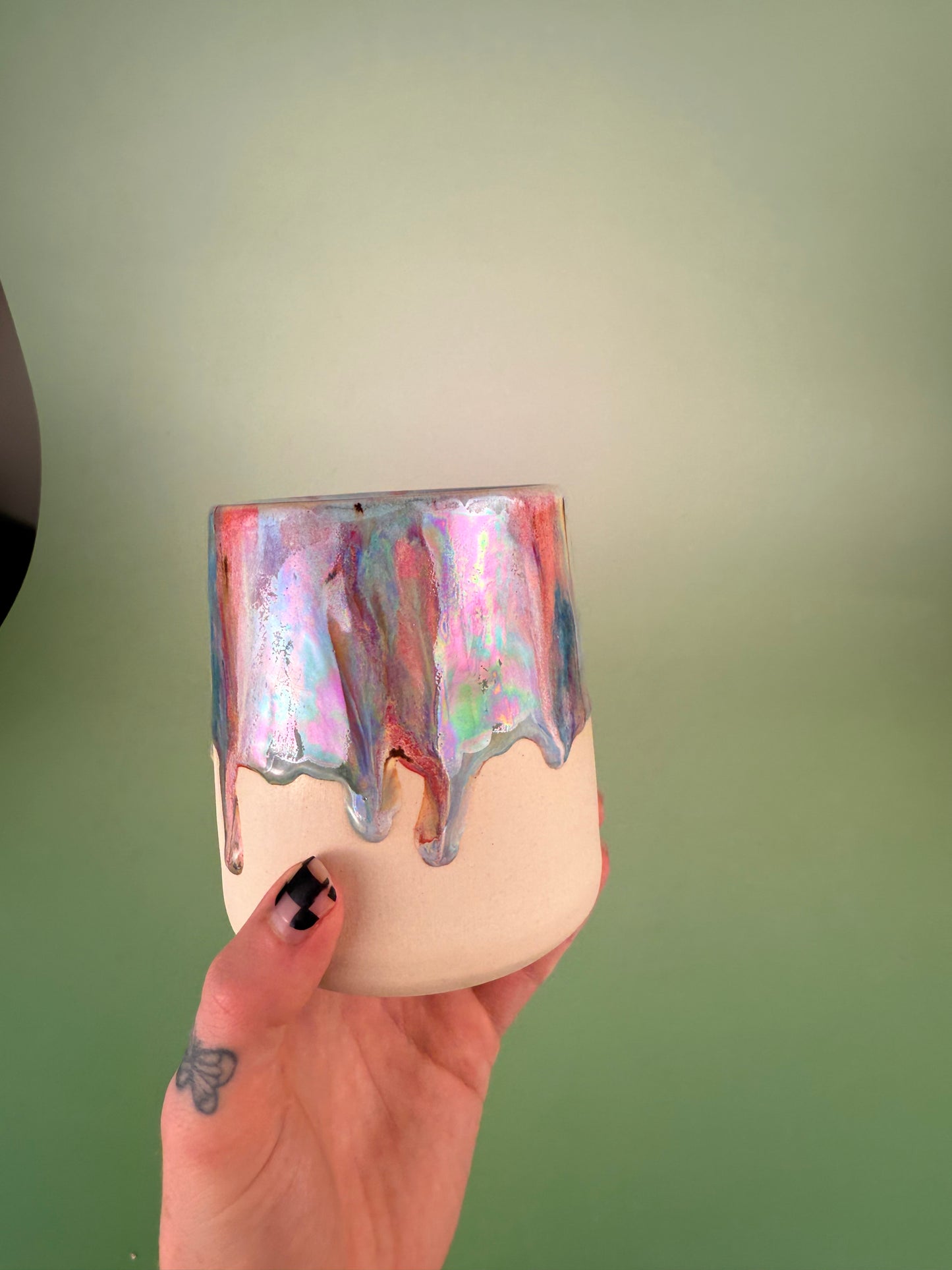 Iridescent drippy cup